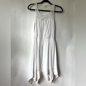 Sun & Shadow, Sleeveless Mesh White Dress. Size: XS